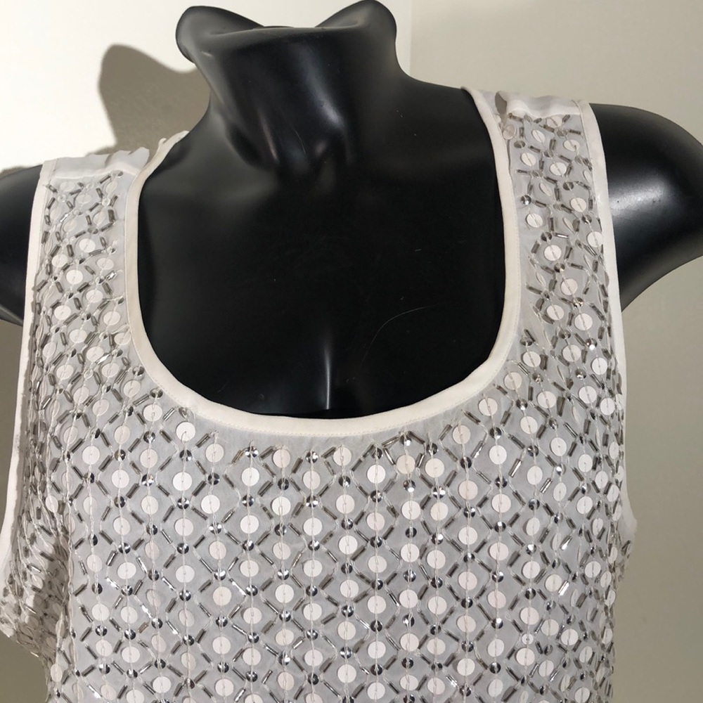 Chicos’s Black Label Off White Sleeveless Top Sz 3